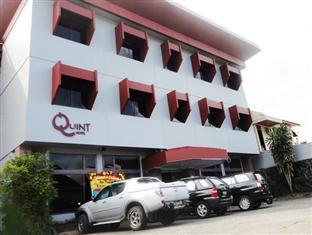 Quint Hotel Manado Buitenkant foto